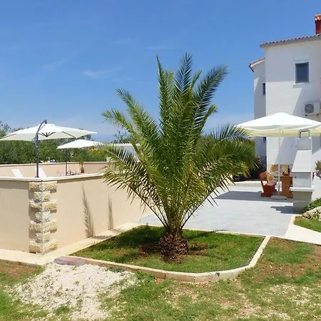 Holiday Stipe Holiday home